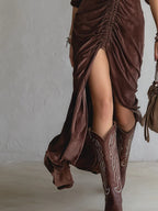 Giovanna – Vintage klädd midi-klänning i veckad sammet med knappar